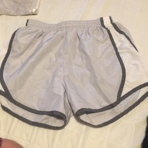 Women’s shorts medium ! Like new !